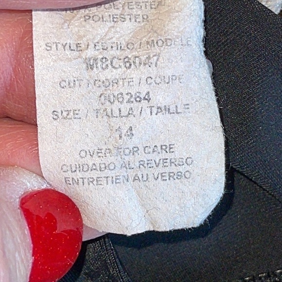 Maxine Black Ruched Front One Piece Swimsuit - Picture 5 of 5